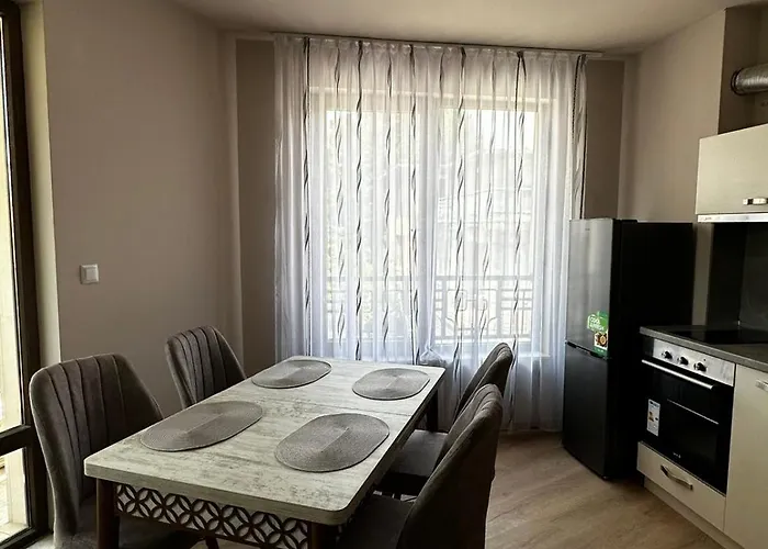 3 стаен идеален център Varna