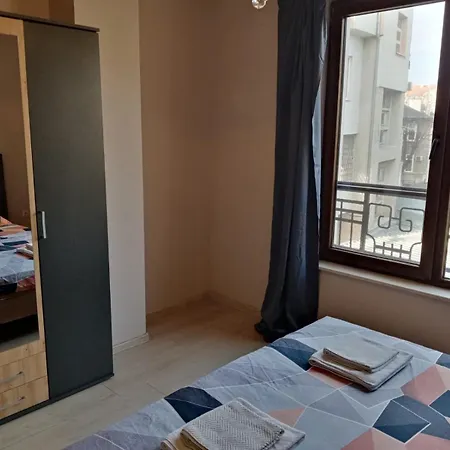 3 стаен идеален център Apartman Várna